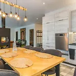Karhenhelmi By Interhome 펜션